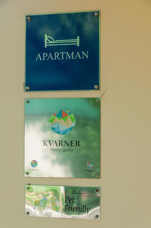 Apartment Pavica Novi Vinodolski Buitenkant foto